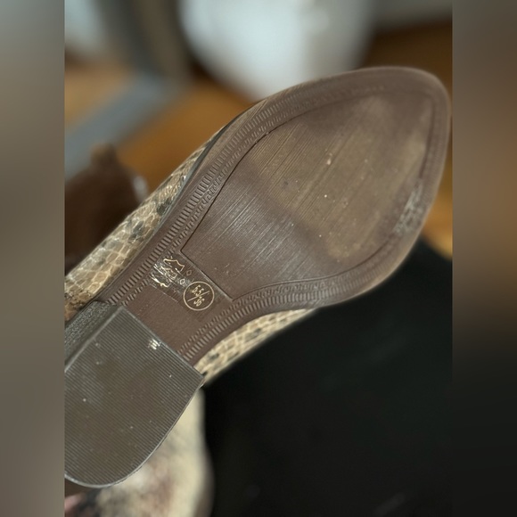 Snake skin CL by Laundry booties, size 5.5 - Picture 5 of 5